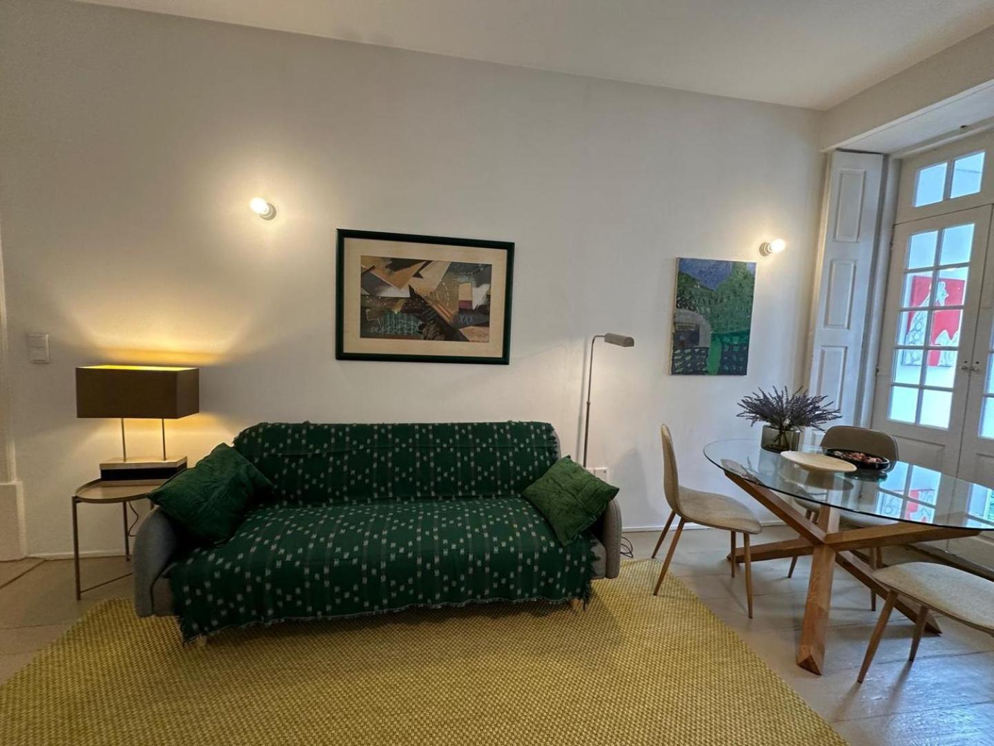 Apartment Downtown Almada Garden By Luxistay Porto